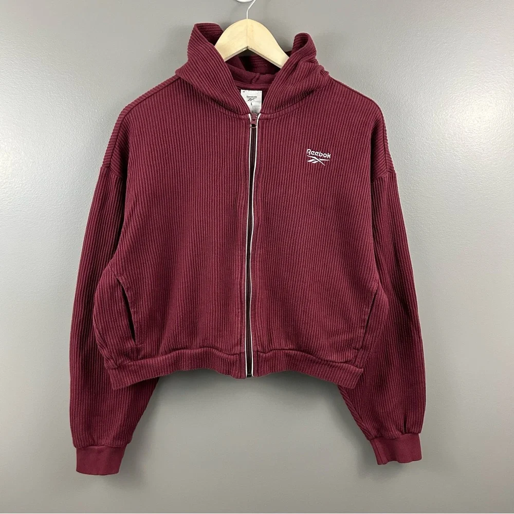 Reebok Burgundy Ribbed Cropped Hoodie Size Large - Picture 2 of 13